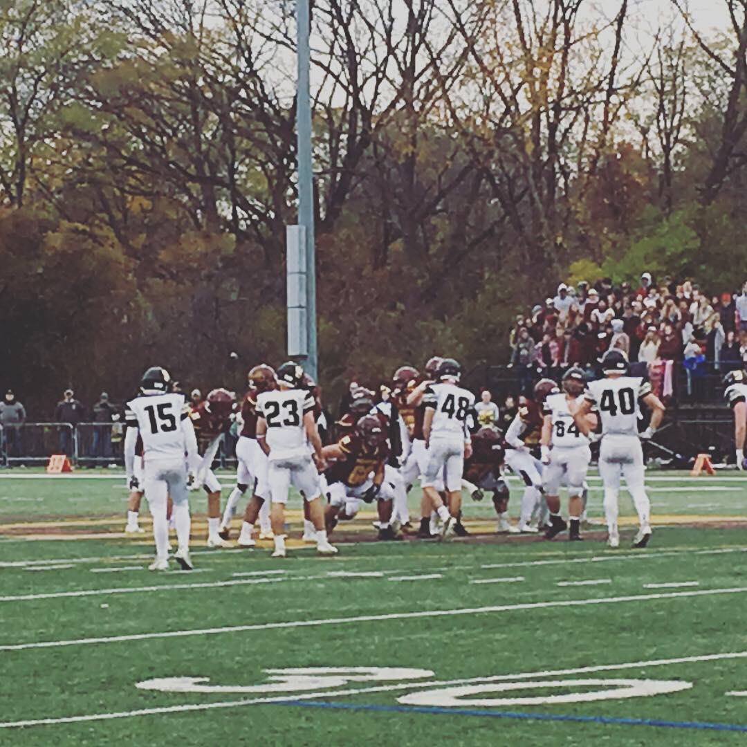 MontiniCatholic's tweet image. BRONCOS WIN!!! Montini Catholic beats Sycamore 21-17 to advance to the 5A quarterfinals. #wearemontini