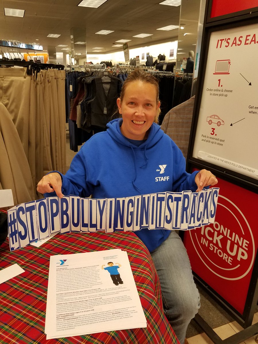 EncourageFriend's tweet image. Thanks to Belk for their continued support of local charities! Belk Charity Sale-River Ridge Mall- Lynchburg,  VA
#stopbullyinginitstracks 
#belk