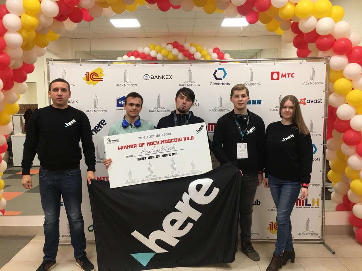 here's tweet photo. At #HackMoscow, winners of the "Best use of HERE API" created an universal architecture that uses #blockchain for payments, #RaspberryPi for hardware interactions, and #Android #app for human interactions.
And you? What are you building?
Get started now: https://t.co/CYRvJvCeV1 https://t.co/NHmVTU4nkf