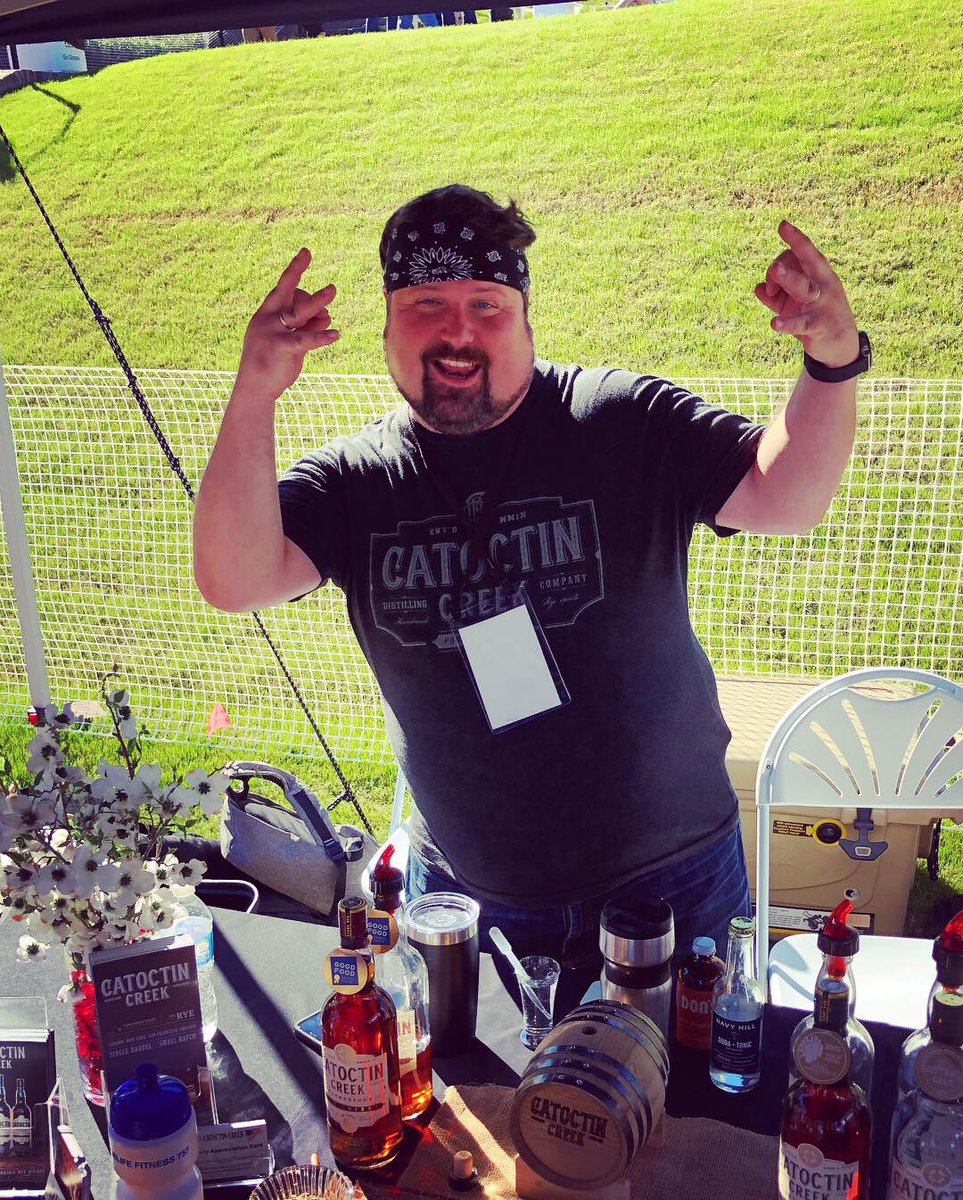 vaspirits's tweet photo. We’re having at #blastyblast at the 1st Annual Virginia Bourbon Invitational hosted by Tarnished Truth Distilling Co at the Cavalier Hotel, in Virginia Beach!!! Photos 1 of 2. #VaSpirits https://t.co/waaE4MNdEd