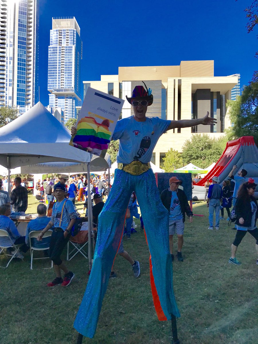 LEAGUEATTAustin's tweet image. Had an amazing time at the AIDS walk today! Thank you to @AIDSWalkAustin and @asaustin for always putting on an amazing event!! #aidswalkaustin #knowyourstatus #lifeatATT #LEAGUE #diversity #inclusion #erg