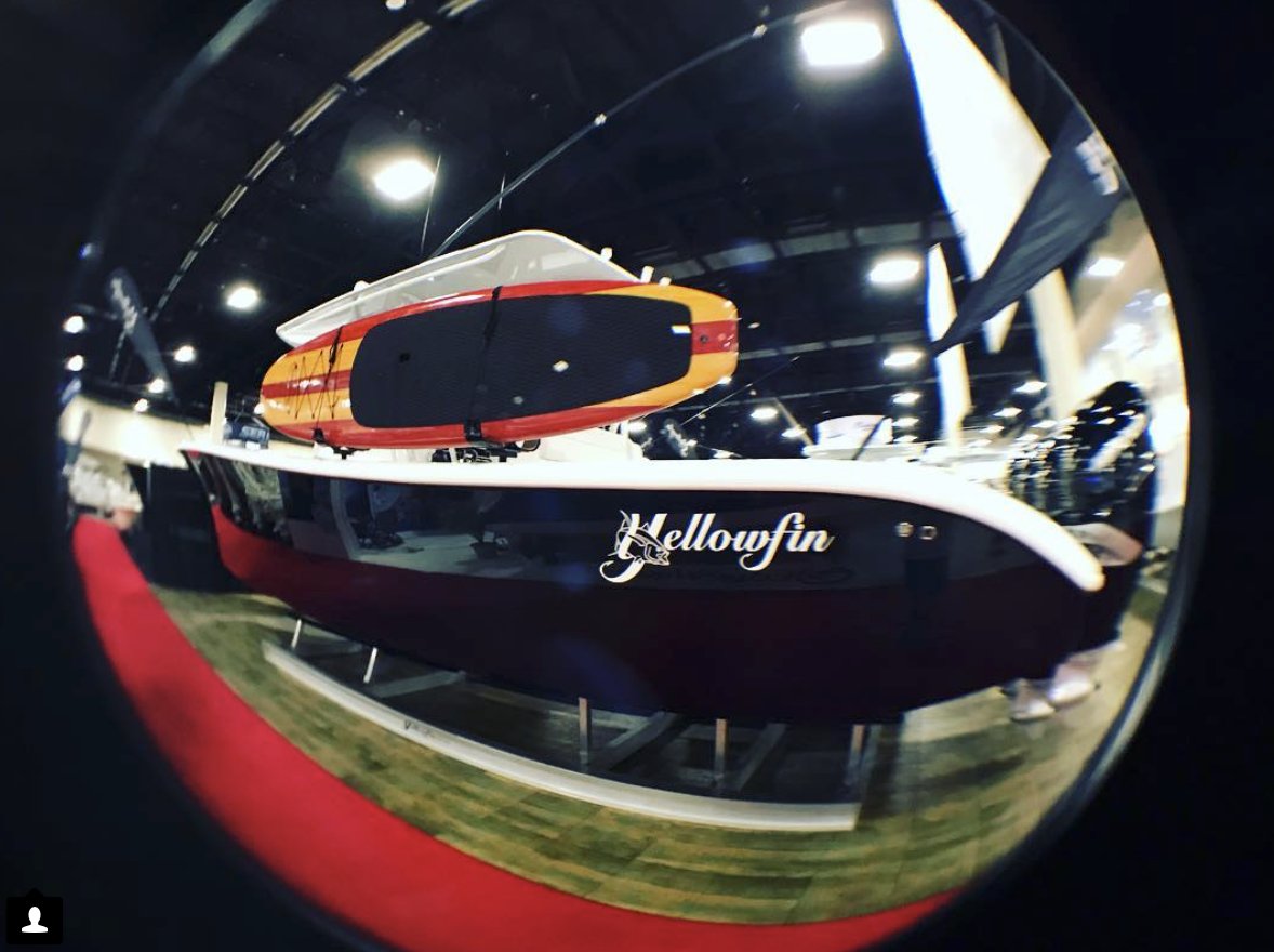 ThreeBrotherSUP's tweet photo. "Check out this setup on a 39YF with quad 350 Verados @fortlauderdaleintlboatshow" - @mantaracks

We have to agree, that is a pretty sweet set up!! Thanks for sharing!

#takeyourboards #gofurther #boat #boating #boatlife #paddleboarding #paddle  #supfishing #boatandsup https://t.co/m50wvUMyjv
