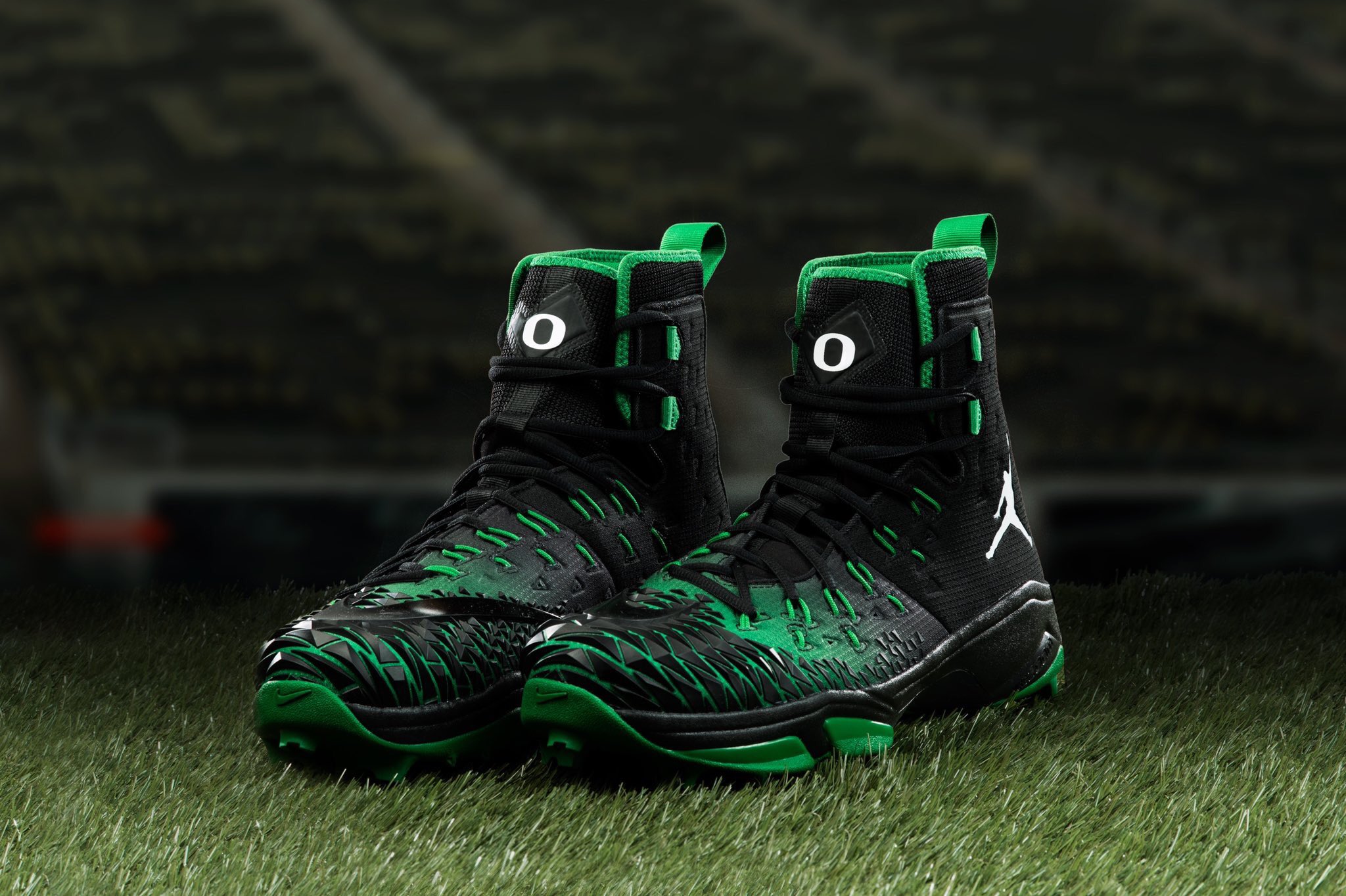 nike force savage elite shark