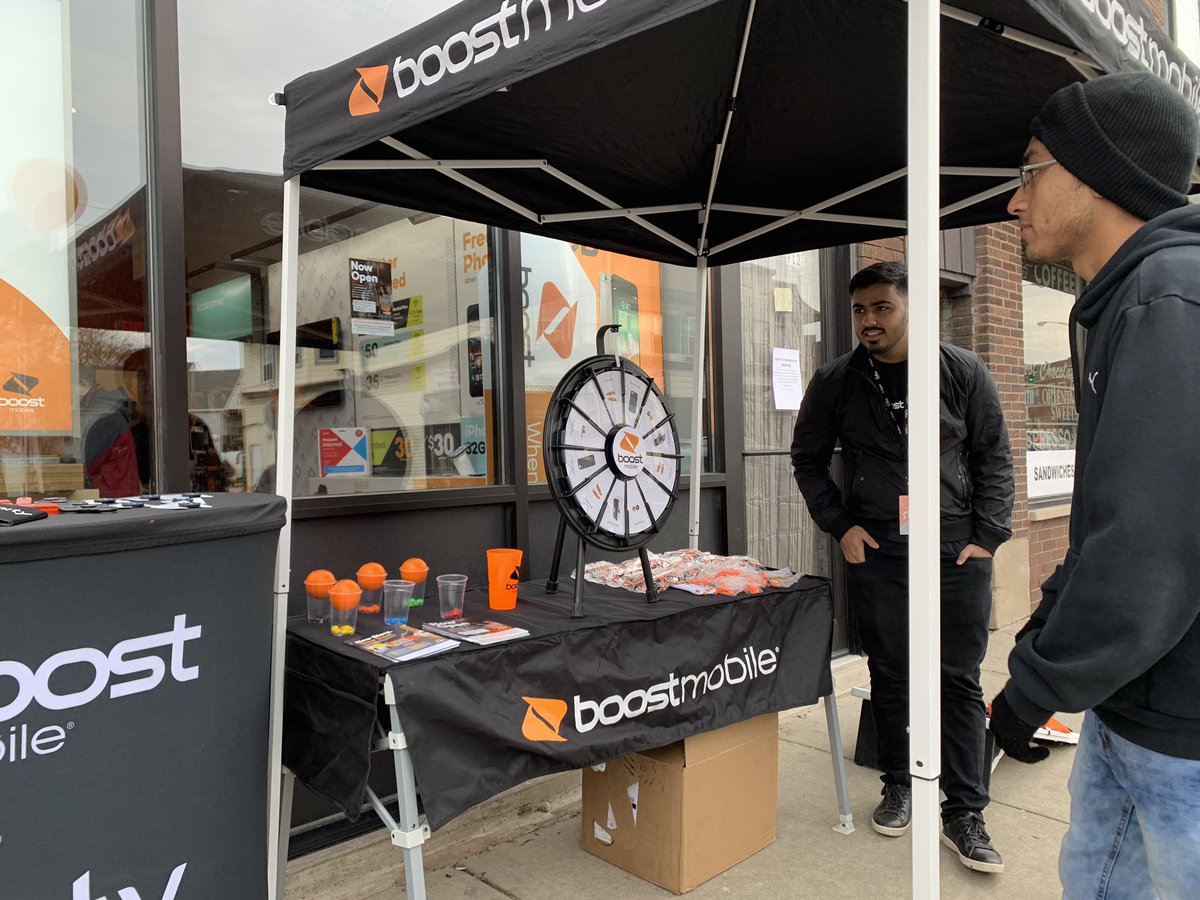Come to our newest 4.0 Boost Mobile store! Spin the wheel and get a prize. Also enter into a raffle for a phone w/ activation. At 4027 W Montrose <a href="/DCIcares/">DCI</a> <a href="/tvelasco78/">Thomas Velasco</a>