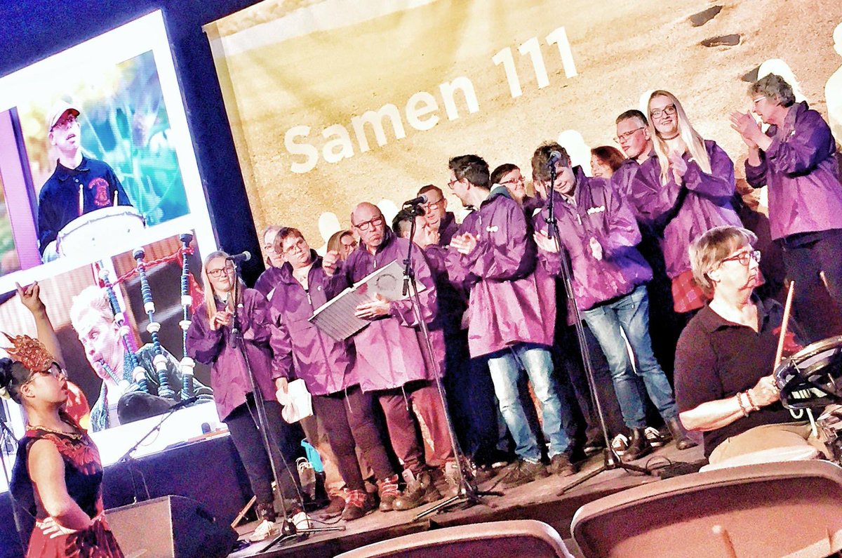 #samen111 Wat een feest! Mooie avond met elkaar! Je zal maar op het podium mogen staan... <a href="/BruinsmaHilde/">Hilde Bruinsma</a>🥇<a href="/VanWijnenGroep/">Van Wijnen</a>