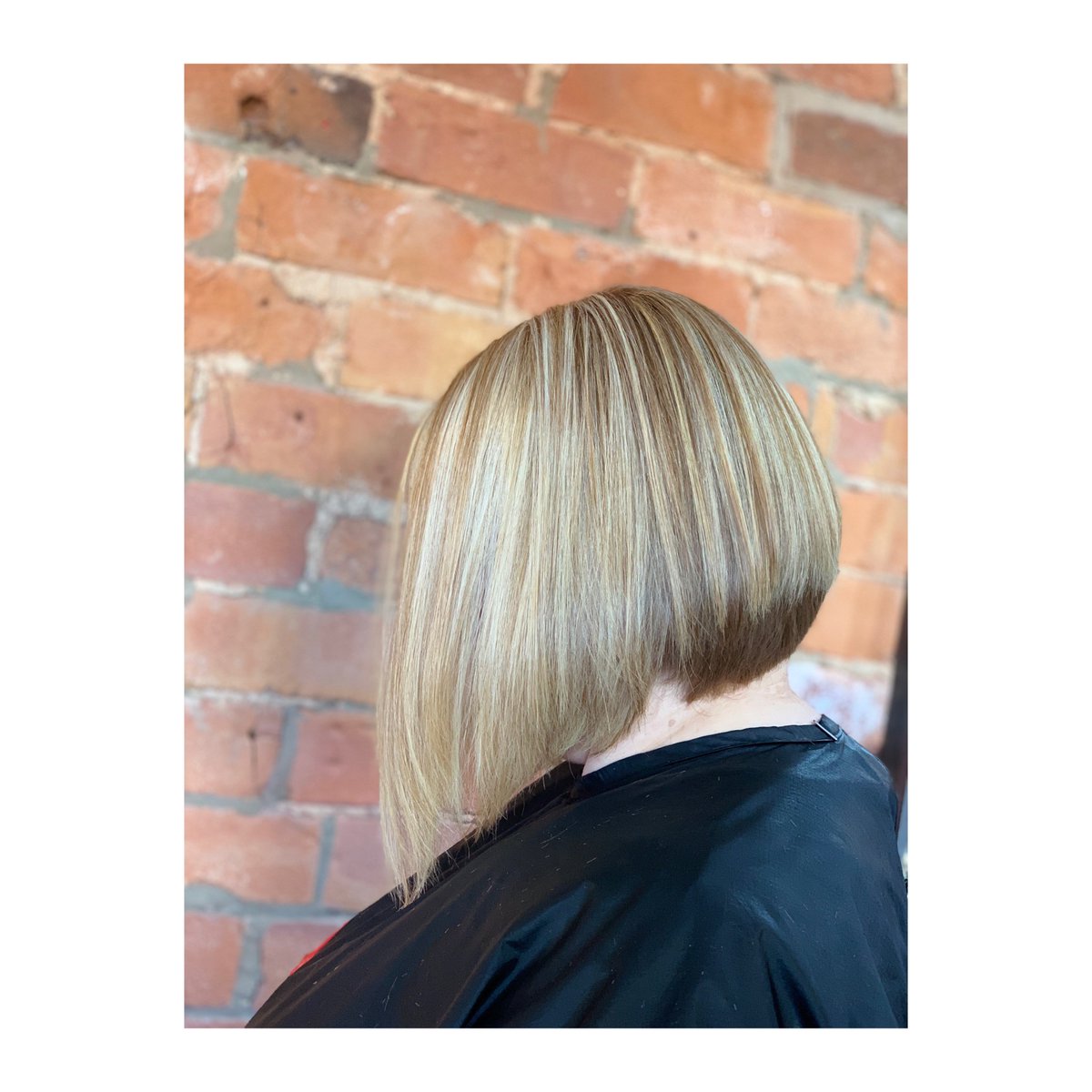 establishment57's tweet photo. Check out the tones in this beautiful Bob 😍 #establishment57 #olaplex #alfaparf
#highlights #hair #haircolor #hairgoals #haircut
#hairsalon #hairstylist #hairstyle #haircolor #hairfashion #hairdo #instahair #salon #blonde #haircare https://t.co/e0iFnhnITF