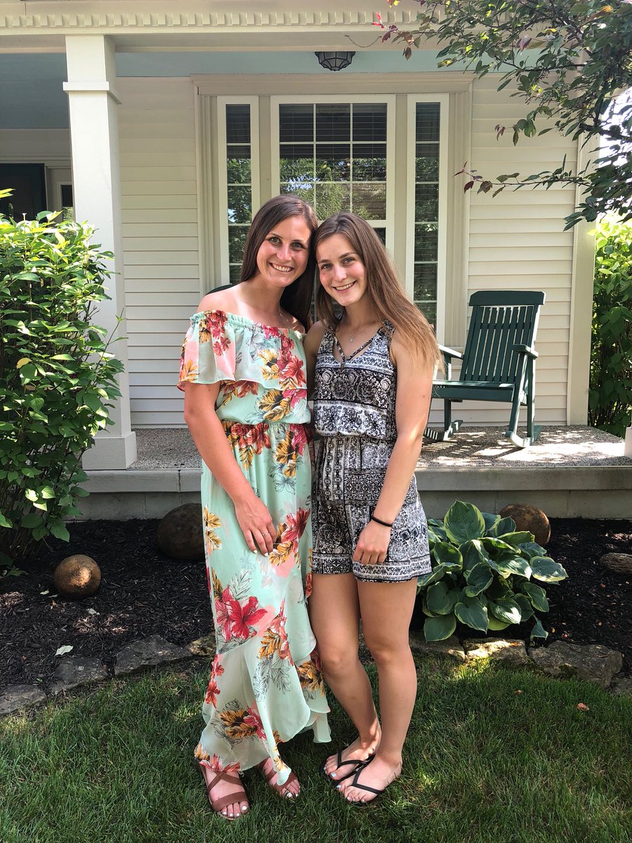 GrovesAllison's tweet image. Happy 18th birthday to my best friend! I hope you have the best day today because you deserve it and more :) Thank you for everything over the years, I LOVE YOU always!! ❤️