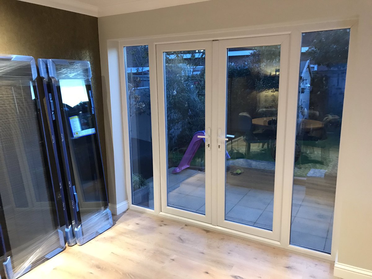 IntegralBlinds's tweet image. Another SwiftGlide Integral Blinds retrofit this time at the home of a delighted and very impressed Mr &amp;amp; Mrs B in #Waterlooville in Hampshire. 
#ConcealedStack #SwiftGlideEveryWhere #FullyDressed #IntegratedBlinds