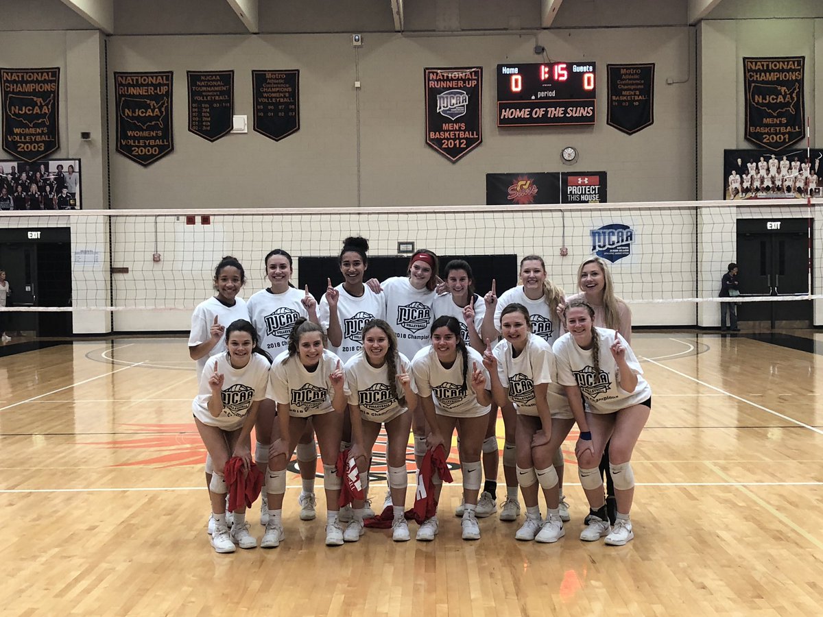Hillvball's tweet photo. REGION V CHAMPS AND WE’RE GOING TO KANSAS!!!! #nattybound https://t.co/3ogZEtVuH4