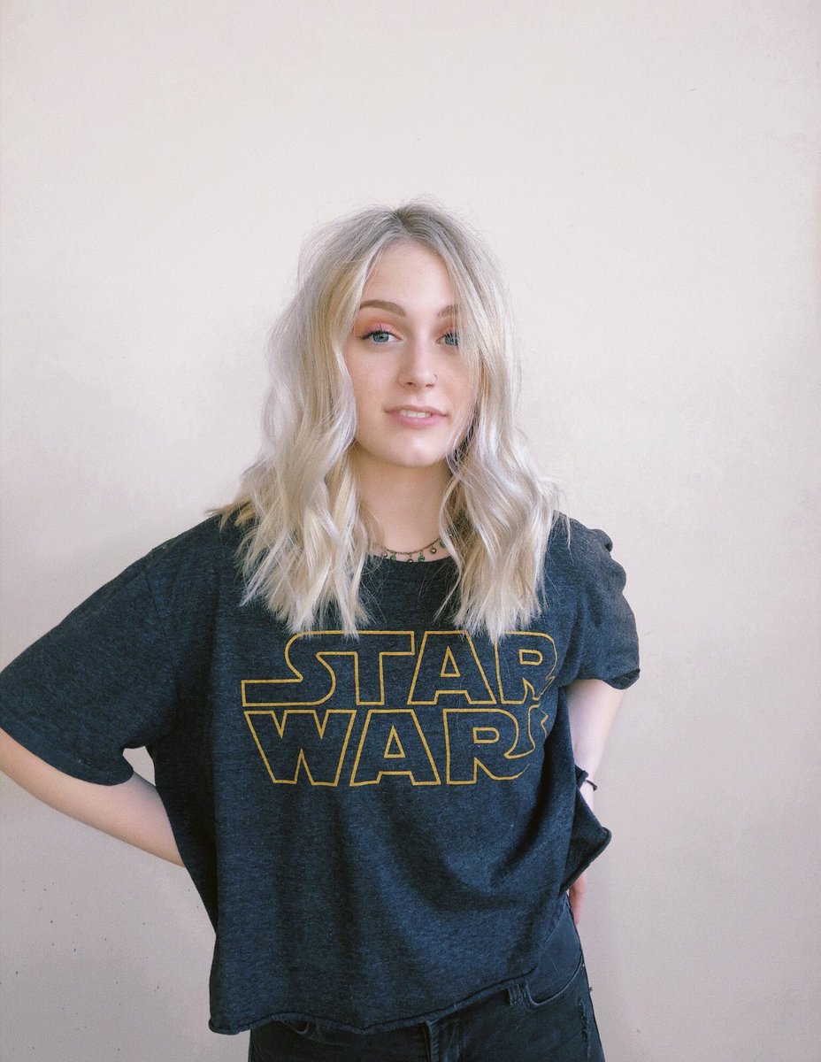 blevinschan's tweet photo. @jammsawyer appreciation post because DAMN that’s my best friend https://t.co/8m4GJ2PzYq