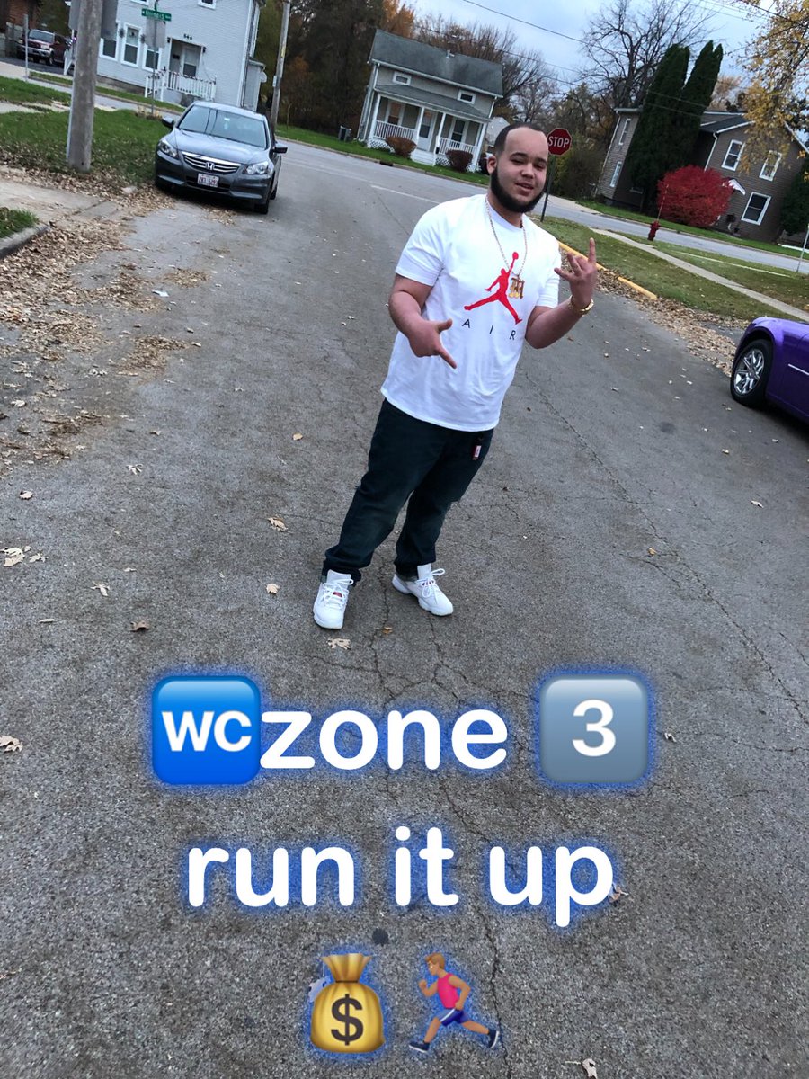 ExclusiveBoy__'s tweet photo. 🚾7️⃣0️⃣0️⃣ https://t.co/O5iT6uESu8