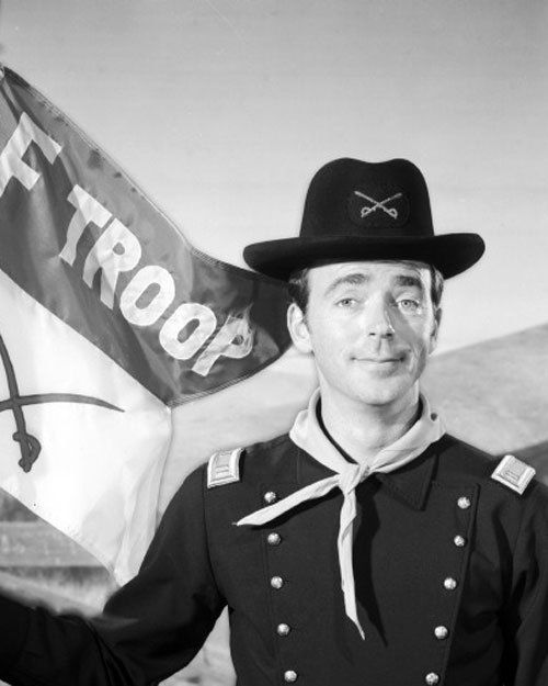 Happy 85th birthday to Ken Berry, actor, singer, dancer, leader of men. 
