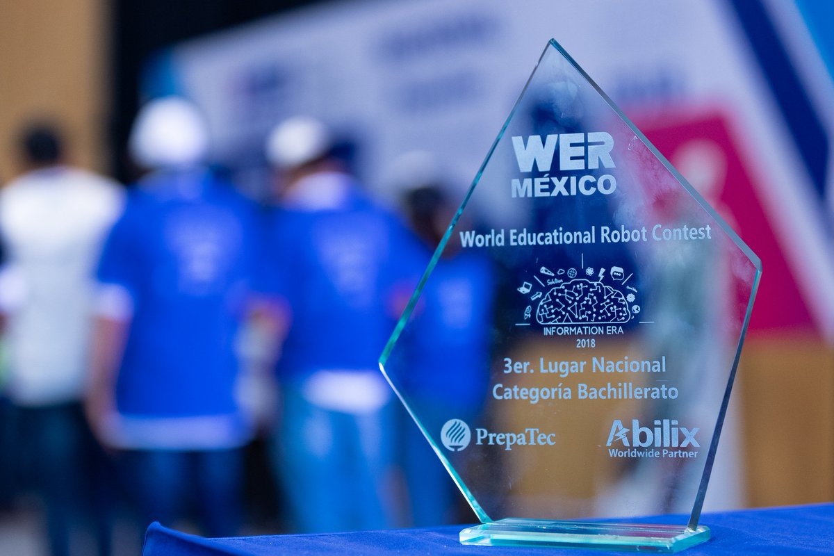 PrepaTec's tweet photo. El tercer lugar de #WER2018 que acompañará a los equipos “Viper” y “Rusteeze” a la final en Shanghái, China, pertenece a PrepaTec Campus San Luis Potosí: “LAMBOT_3”. 🥉 ¡Gracias por todo su esfuerzo! https://t.co/SpDws24Wpw