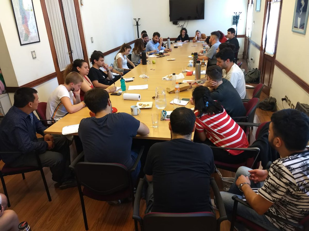 giselmahmud's tweet photo. Los y las jóvenes de la @JS_Argentina y el @MNR_Nacional tenemos la convicción y las ganas de tener una opción progresista para nuestro país y nos encontramos a pensar cómo construirla. 
Gracias @MonicaFein y @MiguelLifschitz por acompañarnos ✊❤ https://t.co/ak86z9zg7x