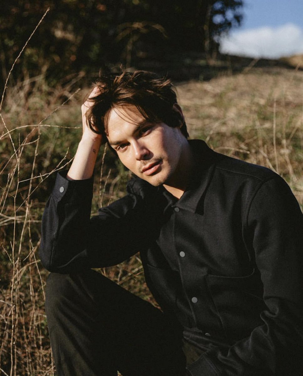 My hubby looks so handsome in fall...

But let’s face it. He’s handsome all the time! 

[Smiles adoring at <a href="/NeverlanDrifter/">Asher | Parody</a>.]