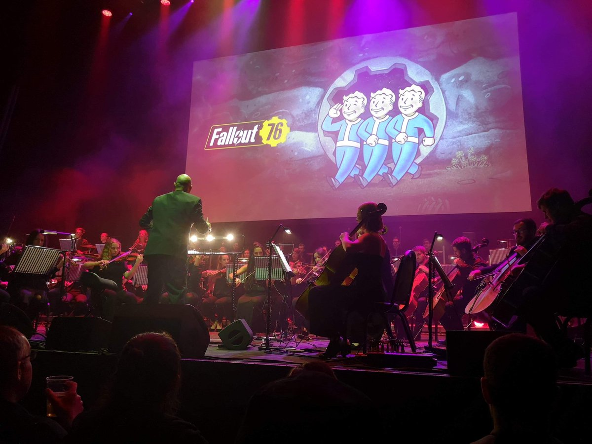 TomChimiak's tweet photo. Fantastic evening watching #BGSConcert tonight w/@nmacmanard - thanks to @Bethesda_UK &amp; @WarChildUK &amp; lovely seeing @InonZur perform the #Fallout76 theme! https://t.co/eNCs0xqWlc
