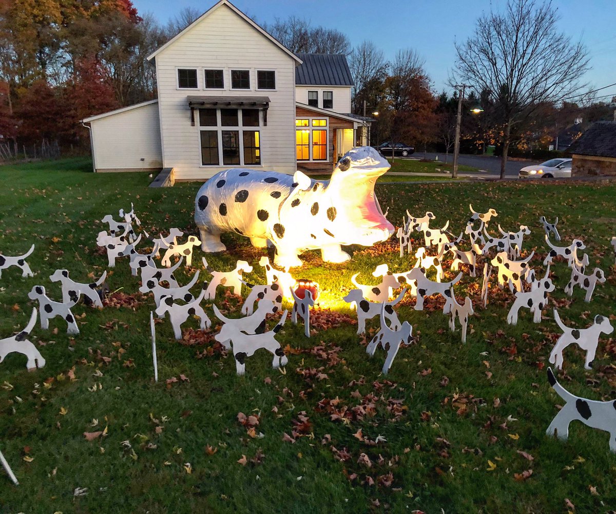 bvarphotos's tweet photo. Etta the Hippo, dressed as a dalmatian tonight, with 100 of her closest friends. #foundinnj https://t.co/kB6vjHByad