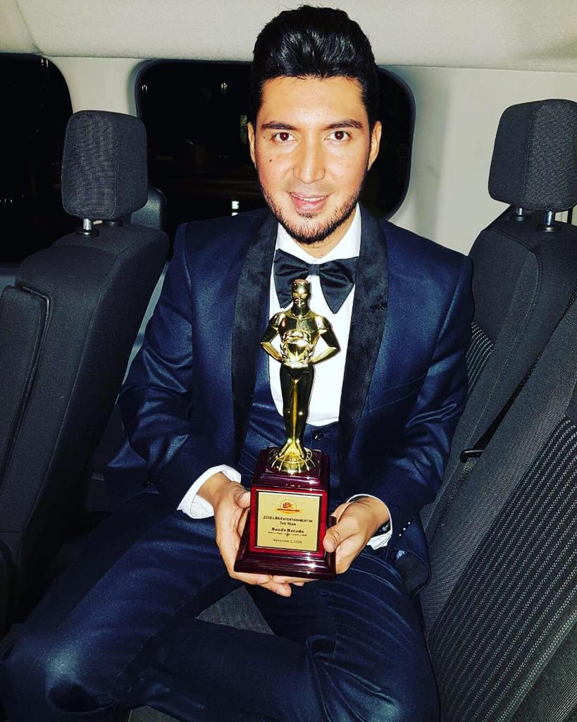 Presea de Latín Business Association gracias por tomar en cuenta la trayectoria de <a href="/ElRecodoOficial/">Banda El Recodo de Cruz Lizarraga</a> #80añosdemusicaentreamigos