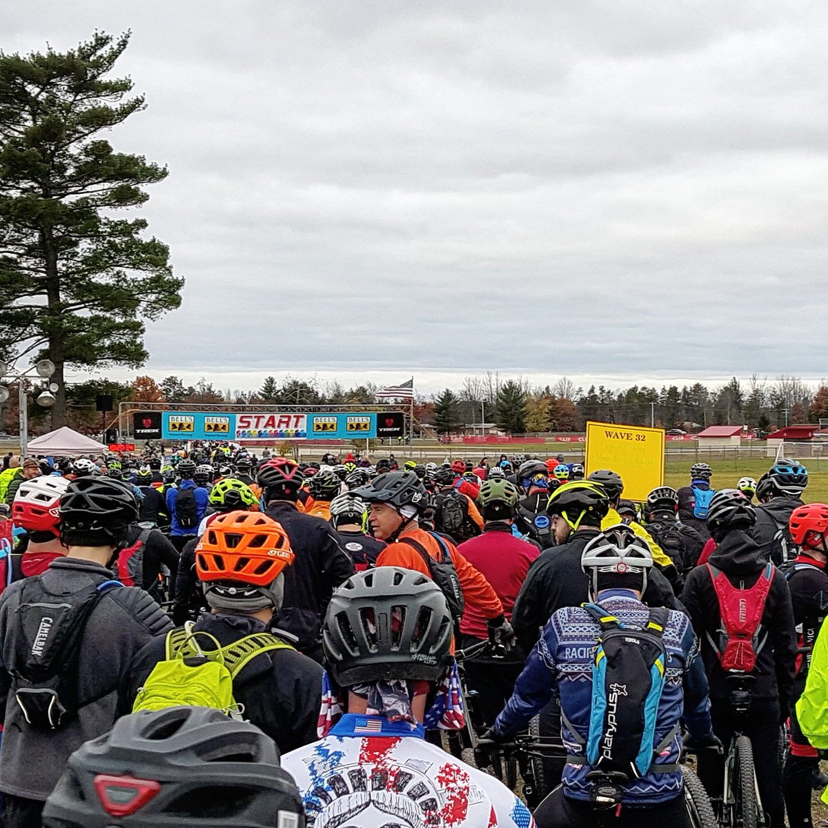 scott_does's tweet image. Start of 2018 Iceman cometh challenge.  I was wave 32 of about 56.  @kalkaska