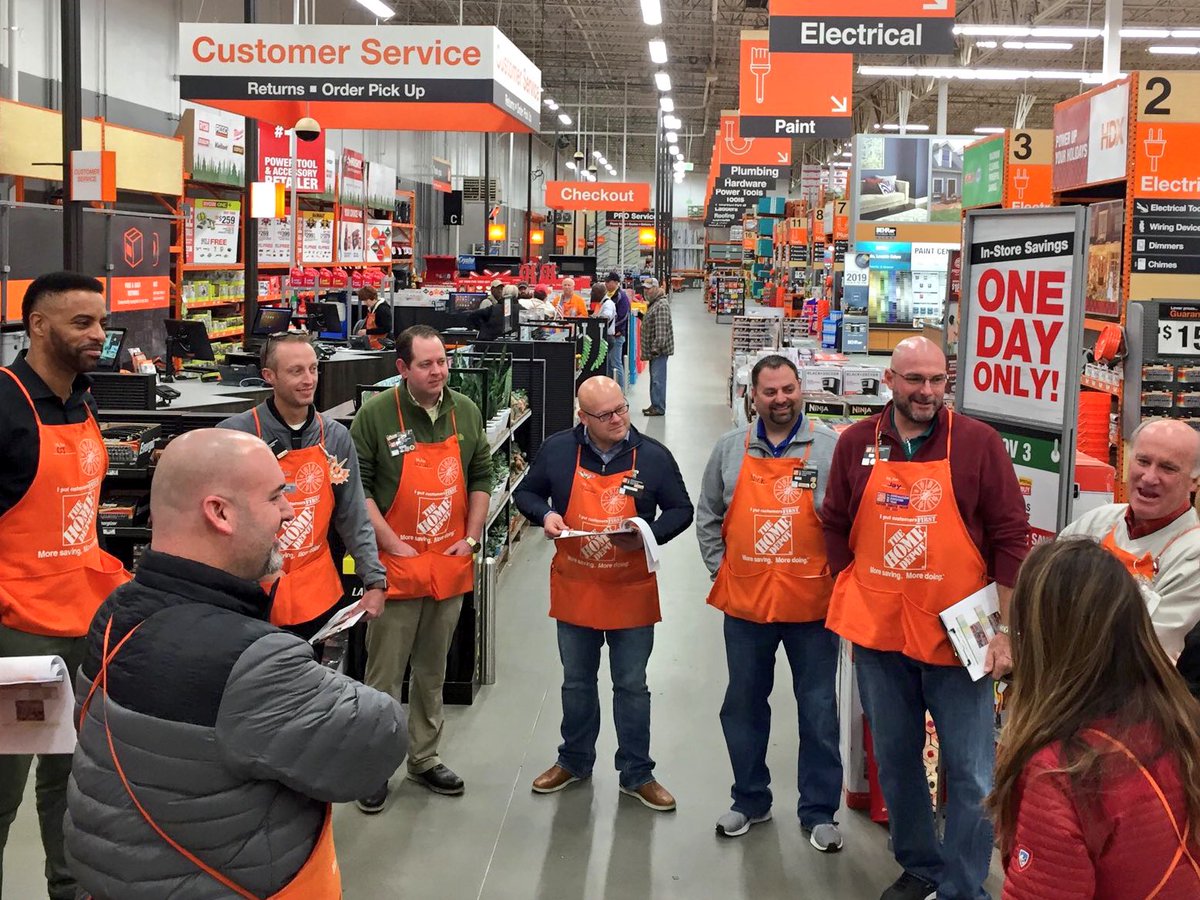 🚨1ST TWEET🚨... Walking it out today in the Mid-South Region #HomeDepot #MetWeekendWarriors  #LetsDoThis