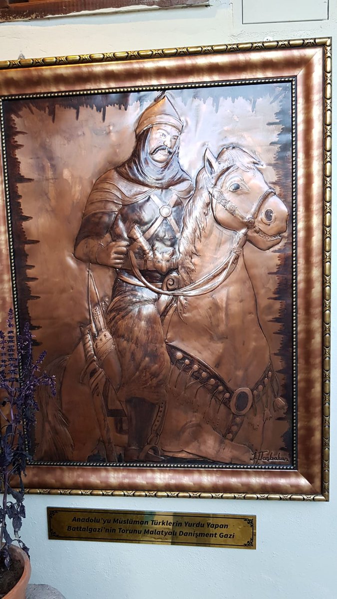 D.Hüseyin ŞAHİN (vakainuvist) Twitter