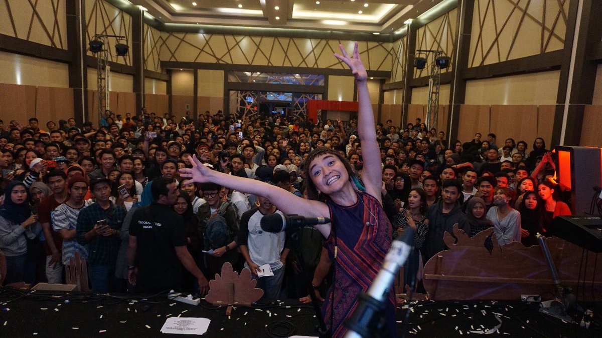 Stars and Rabbit tweet media