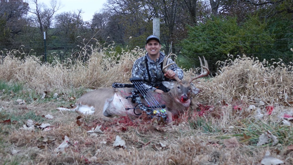 HoferJacob's tweet image. Hey Twitter sphere I shot another @PopeYoungClub buck. #Bowhunting #Deerhunting
