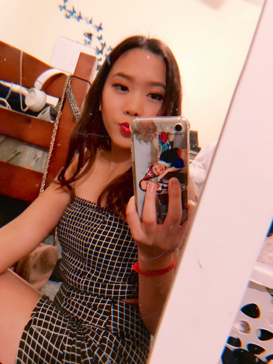 awedcxx's tweet photo. follow my personal IG — share yours &amp; I’ll follow ya back 😘💕 

https://t.co/4Wh72OtVir 

#insta #instagram #instapic #selfies #selca #followme https://t.co/erhlTXrtBU