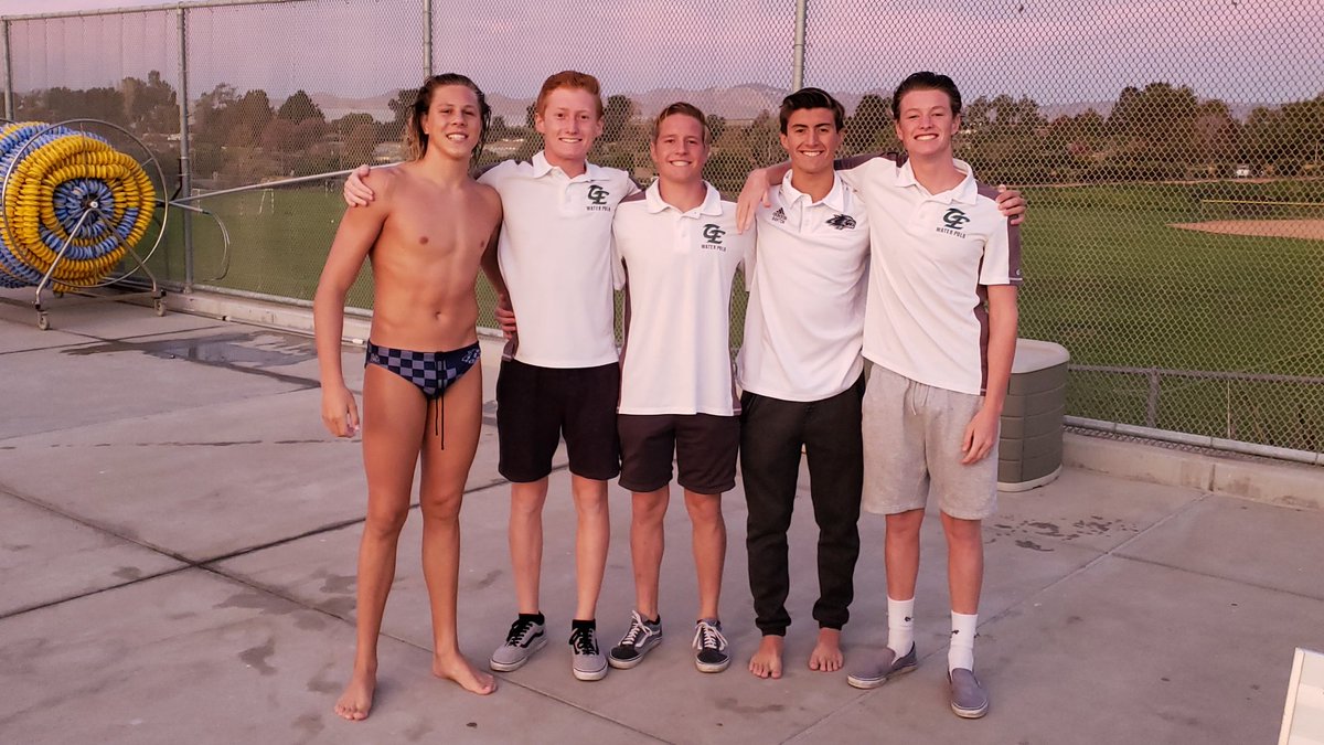 These 5 seniors' HS careers ended tonight with a tough loss in Santa Maria. Thanks to all of you for 6 years of hard work and sacrifice - you've set the bar for future teams, and you've done it with class. 

L to R:

Jacob Sill
Matt Norton
Logan Ward
Ryan Barton
Cameron Frazier