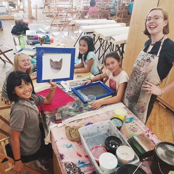 Attention teens, and parents of teens! There’s still time to join the fun this fall and sign up for Cycle 2 of our #TextilesforTeens program starting this November <a href="/TextileArtsCent/">Textile Arts Center</a>! Learn more + register: textileartscenter.com/textilesfortee…