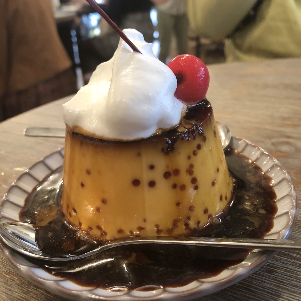 jun0419's tweet photo. #allseasonscafe
#classicpudding
#shinjuku
#オールシーズンズカフェ
#カフェ
#新宿 https://t.co/W7tHQ57hVM