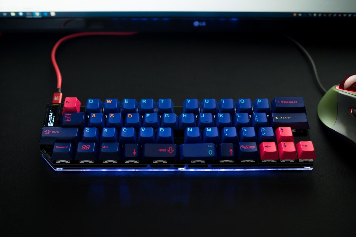 今月のENDGAME⌨️ 割れてないキーボード完成❗️ ・異形rowstaggerd