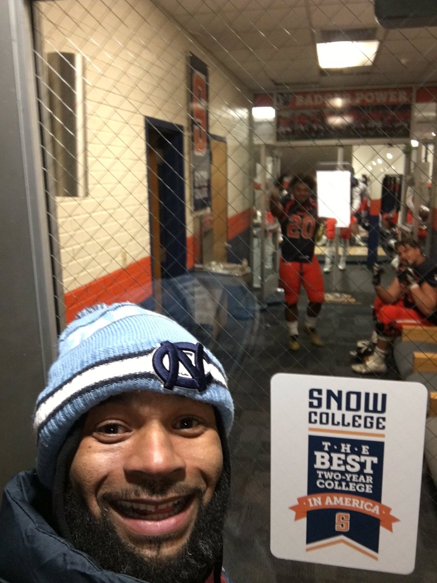 DWarren73's tweet image. Another day at the office 
Best RB in Juco Football
Already has 3 tds at halftime
@NunLess2 
#AutomaticFirstDown 
Bout to take that Numba One spot 
Go Badgers!