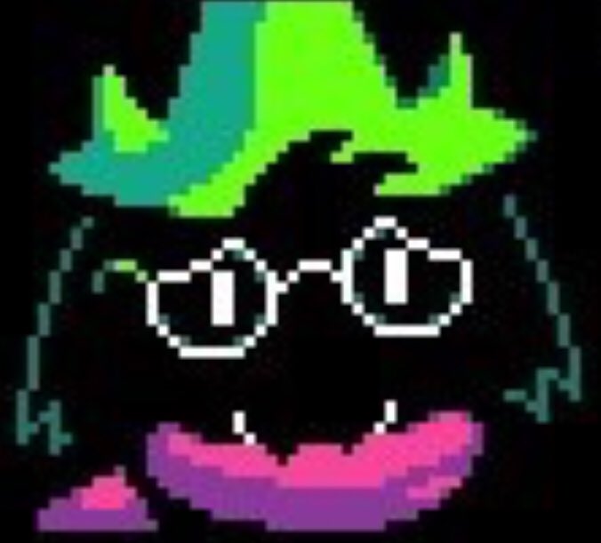 lightnerprince's tweet photo. @ohdeeriamqueer " Well, yes, I do! I spent a decent time with her and Kris.
As for you not knowing me, well... I don't live where you do, let's put it that way." https://t.co/UyQ3hIyi4Z