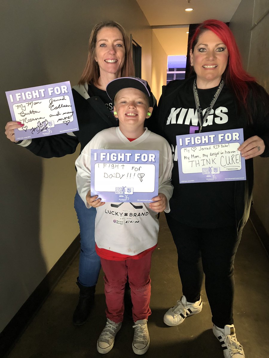 TrasiStarr's tweet photo. Made it upstairs just in time to honor our loved ones. @LAKings #KingsFCancer #GoKingsGo #drakecantrell https://t.co/HWWscGmNGl