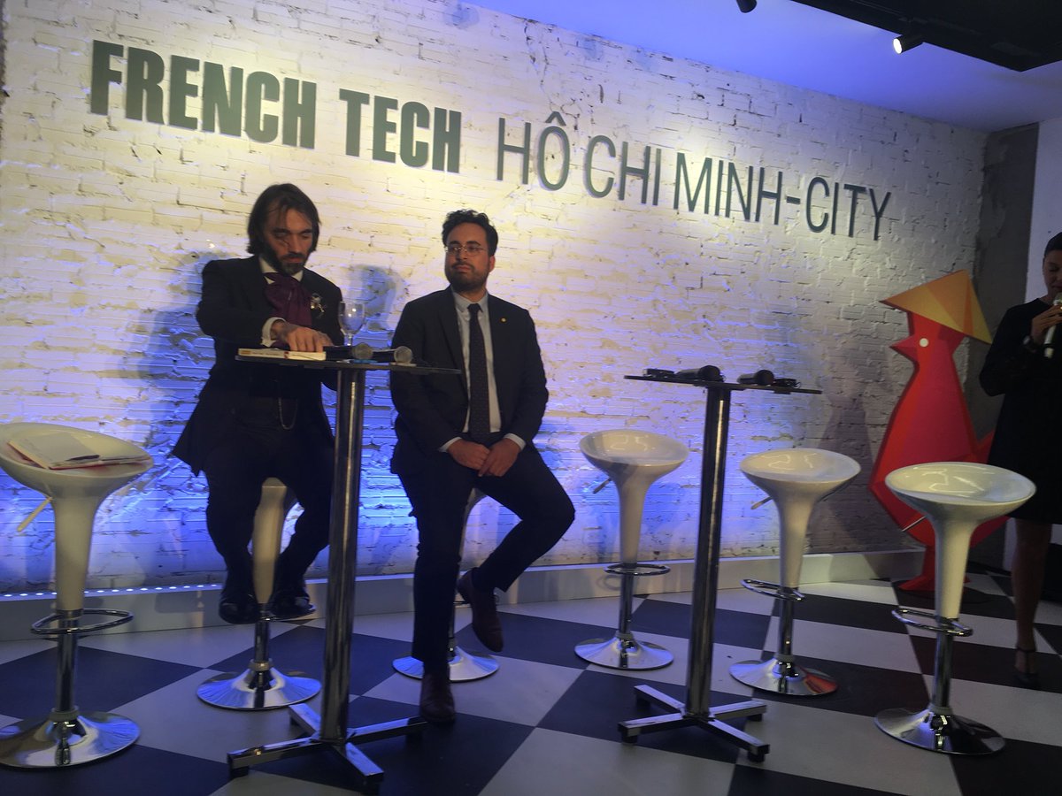 Rassemblement des énergies entrepreneuriales avec <a href="/mounir/">Mounir Mahjoubi</a> <a href="/VillaniCedric/">Cédric Villani</a> autour de la <a href="/FrenchTechViet/">La French Tech Vietnam</a> à HoChiMinh Ville