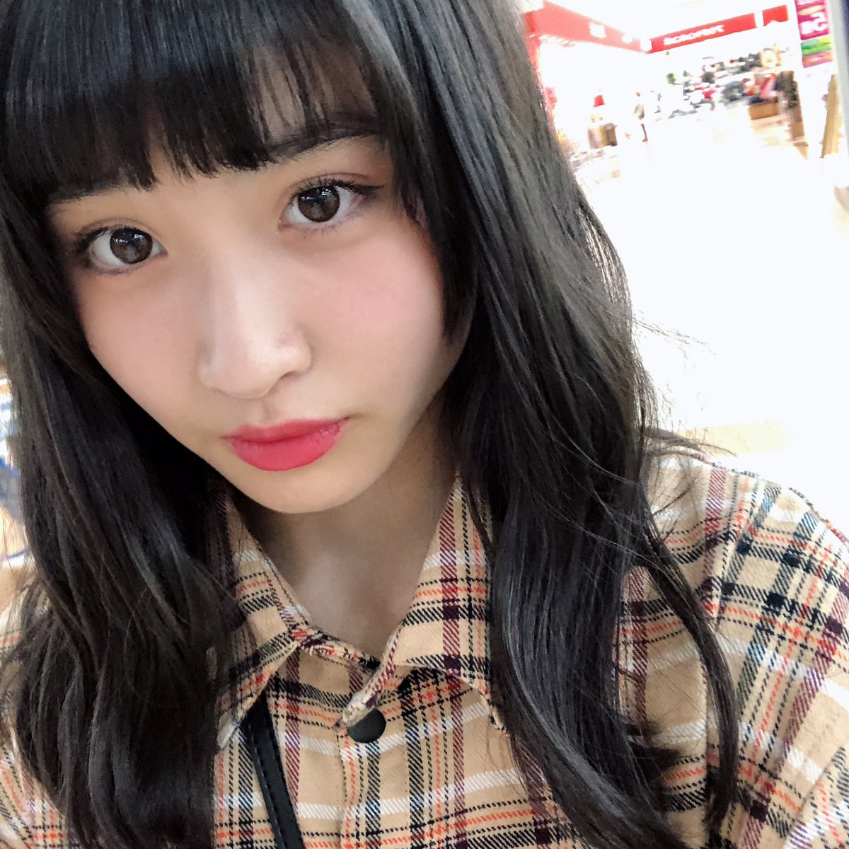 若林 真帆 前髪きったヨ すっきりしました 若林 真帆 前髪きったヨ すっきりしました