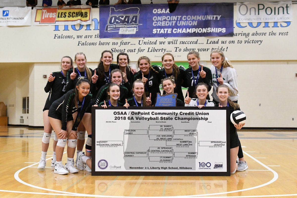 CandidEyePhoto's tweet photo. Big congratulations to the #JesuitCrusaders women’s volleyball team for bringing home the 2018 #OSAA STATE CHAMPIONSHIP | #SaderNation #jesuithighpdx @TheSaderNation @JesuitHighPDX @OSAASports @hssports_olive
(📷©️https://t.co/4EfRFELCrM) https://t.co/y2vQ2a6uAR