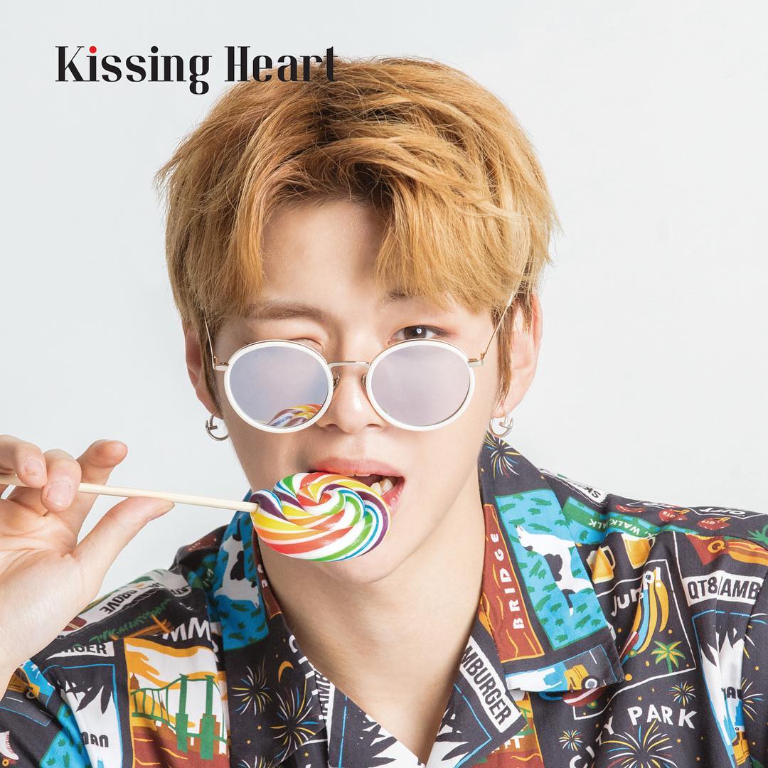 Ty_Niely's tweet photo. @KSHT_official Kissing Heart X ๊ฐ๋ค๋์_HAPPY DANIEL DAY
#KissingHeartxKangDaniel #KissingHeartx๊ฐ๋ค๋์ #ํค์ฑํํธ #๊ฐ๋ค๋์ #์ ๊ธ๋ผ์ค #์์ด์จ์ด #๋ชฌ์คํ
๋ผ #๋ ์ด๋๋ #๋๋ก์ #KissingHeart #Kangdaniel #Sunglasses #Eyewear #leinaD #Drawing #Monstera #Tpage #fanmeeting https://t.co/8vK61FJiuy