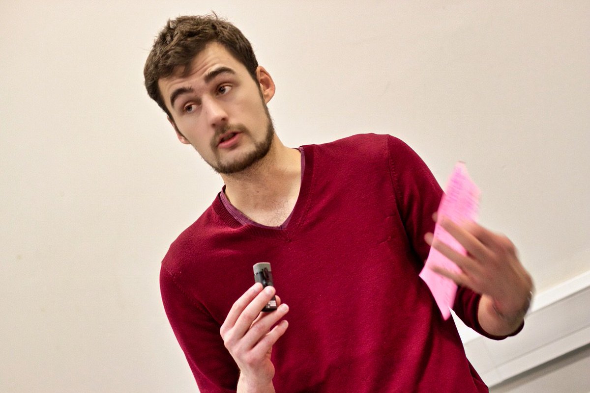 adders's tweet image. Nice to see former #interhacktives member @robgrantuk pitching at #odcamp