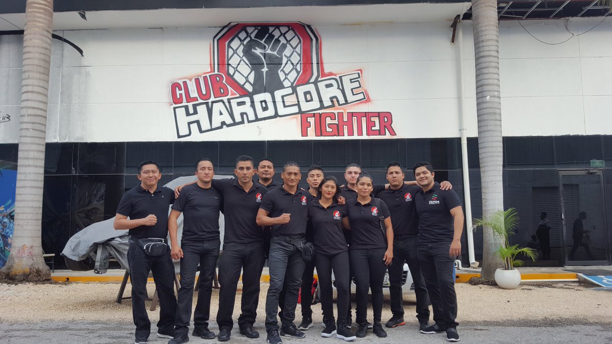 asoc_mmaqroo's tweet photo. La @mma_qroo trabajando en conjunto con @FAMMEJL y la Comision Estatal de artes marciales mixtas de Quintana Roo presenté una vez más en @clubhardcorefighter 3ra edición 

#AQAMMCC #FAMM #IMMAF #MMA #AMM #ARTESMARCIALESMIXTAS #HARDCOREFIGHTER #COMISIONESTATALDEMMAQROO https://t.co/M2DVD208IM