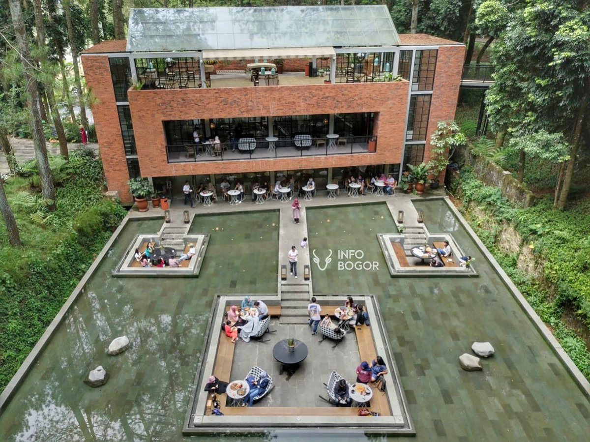 21+ The Lake House Bogor Gif
