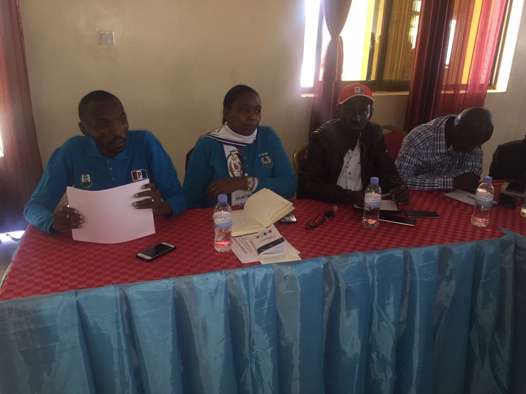 rpf_kicukiro's tweet photo. Amahugurwa ya special cells z’Umuryango @rpfinkotanyi mu karere ka @KicukiroDistr yitabiriwe n’ibigo 46, bamaze kuganirizwa ikiganiro cyivuga ngo: “impamvu hashyizweho special cells” https://t.co/OoxoSCIBh9