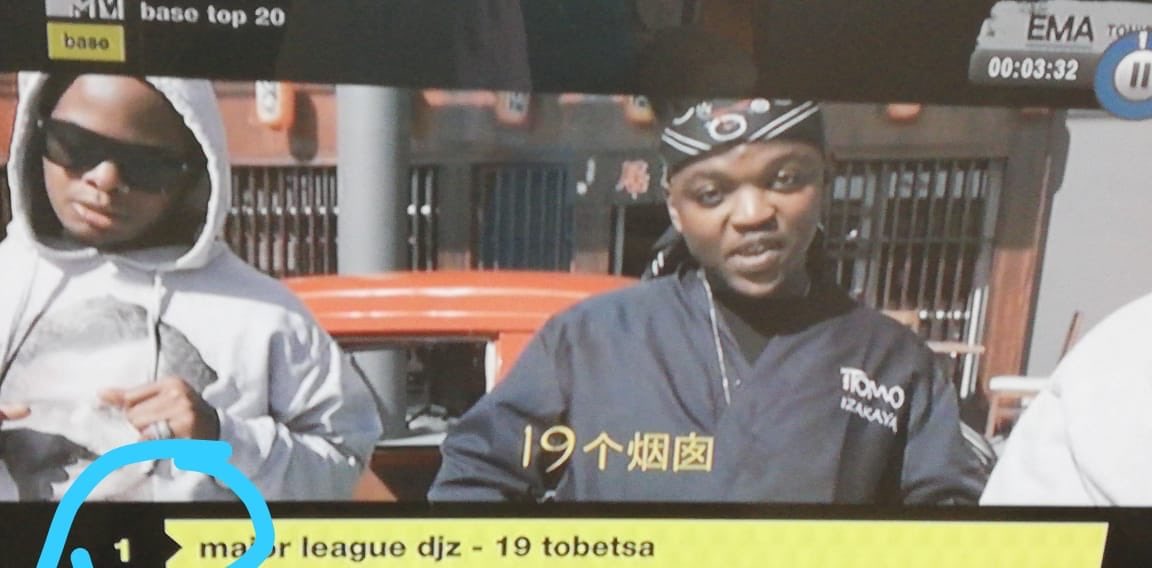 FOCALISTIC's tweet image. God keeps blessing me 😭 #19Tobetsa is now a number one jam on @MTVBaseSouth 🔥🔥🔥 Shout @MAJORLEAGUEDJZ we made a SMASH ‼️ 

New single #DankieMpilo out NOW 🚨