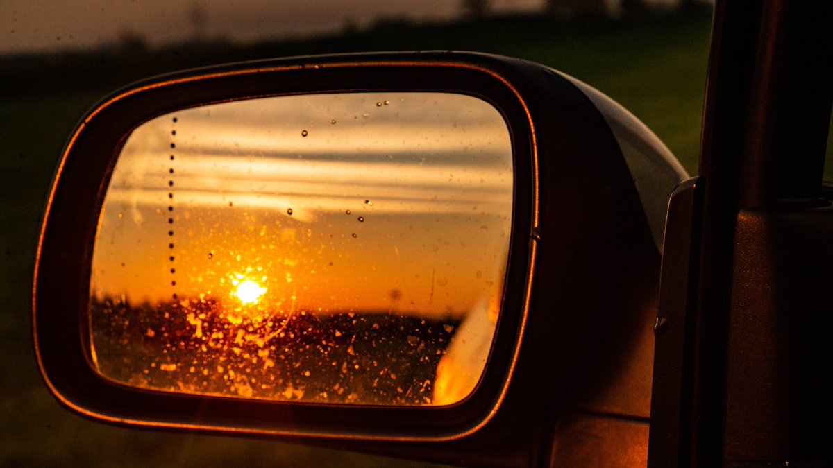 spiegeltje spiegeltje aan de wand.

😇🇳🇱
<a href="/WNLVandaag/">WNL Vandaag</a> <a href="/LisetteWellens/">Lisette Wellens</a> <a href="/WNLOpZondag/">WNL Op Zondag</a> @maaikheid  #zomerindeherfst