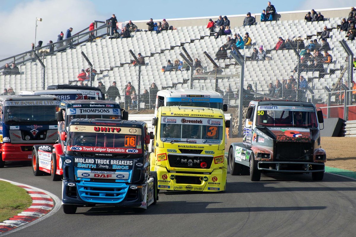 OfficialBARCHQ's tweet image. WE’RE LIVE! It’s the final day of the season for the @BTRAOfficial, @UKLegends, @PickupRacing &amp;amp; the @OfficialJSCC and you can watch all the action throughout the day via #BARC TV 🚛🚗💨

📺 ➡️ barctv.net/index.php/vide…