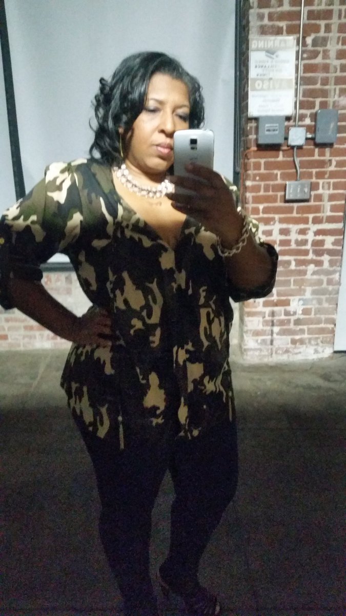 Yoshiko_LPC's tweet photo. Last night in #DTLA #WSALA https://t.co/mPz5UBWoJB