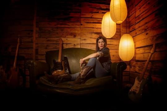 SUSAN SANTOS nominada en los European Blues Awardsen la categoría de “Best Musician Performance 2018” la votación ya está abierta
<a href="/RecordsTwh/">TWH Records</a> <a href="/susansantos_/">Susan Santos</a> <a href="/culturarnr/">CulturaR&R</a> <a href="/Rockandsunday/">Rock and News</a> <a href="/rutaalrock/">Oscar De Vega</a> 
 Pincha información
 buff.ly/2CZ2Dxe