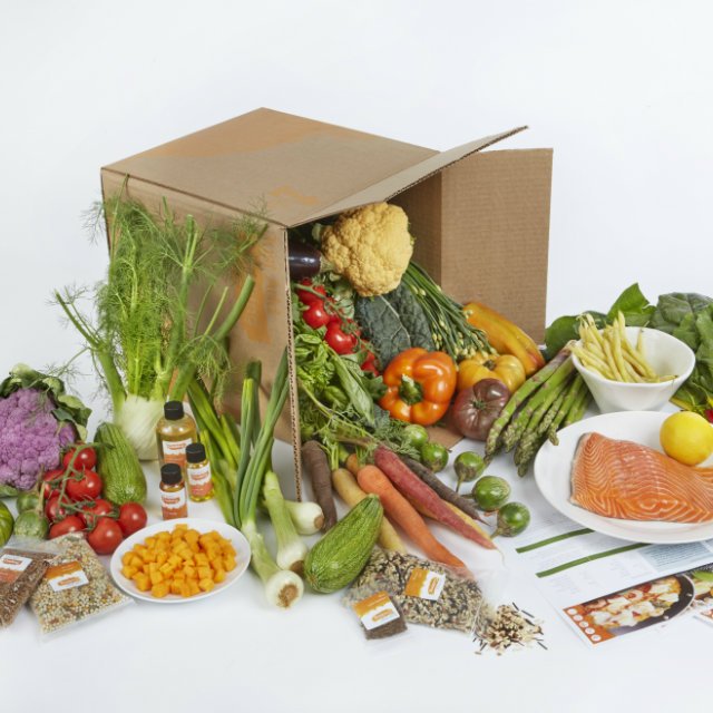 AddCooking's tweet image. Been hoping for a more diverse selection when it comes to our #mealkit options? Well, we've got good news! We're now also offering the options of 6-person plans 👨‍👩‍👧‍👦👫 &amp;amp; 2 meals per week: buff.ly/2AlgEUd #justaddcooking #justaddmore