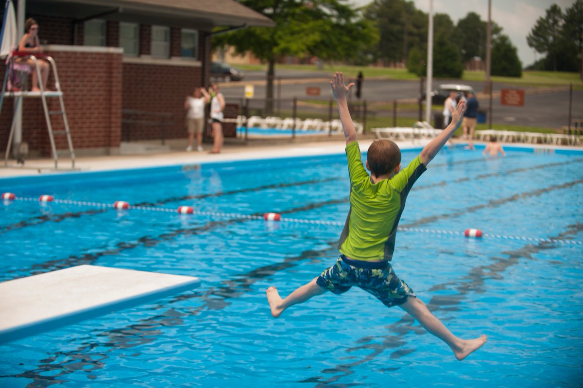 Public pool